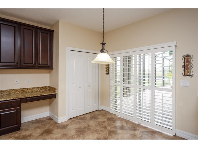 Luxury House For Sale In Front Of The Lagoon - Orlando - $375,000



