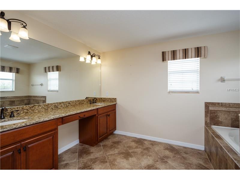 Luxury House For Sale In Front Of The Lagoon - Orlando - $375,000

 
