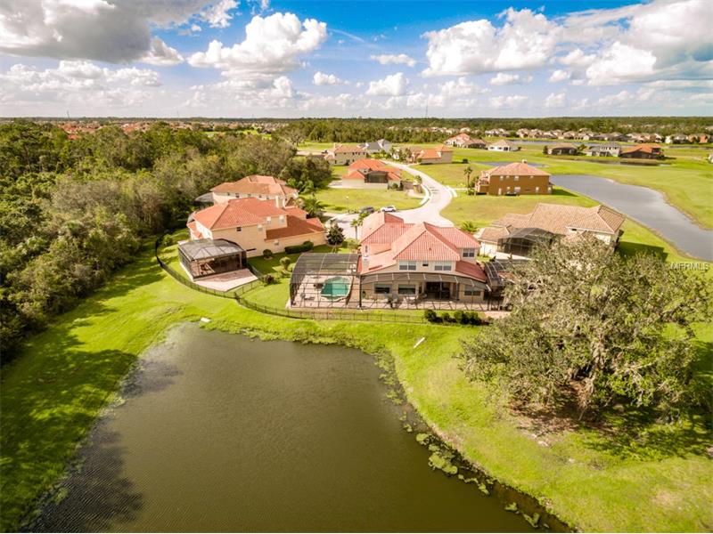 Luxury Mansion in Lagoinha Front - Orlando Florida - $ 664,900


