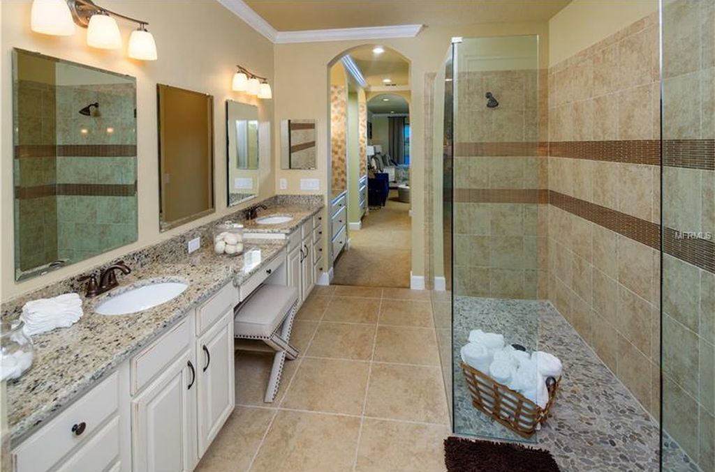 Luxury House with Swimming Pool Bellalago - $ 639,990

