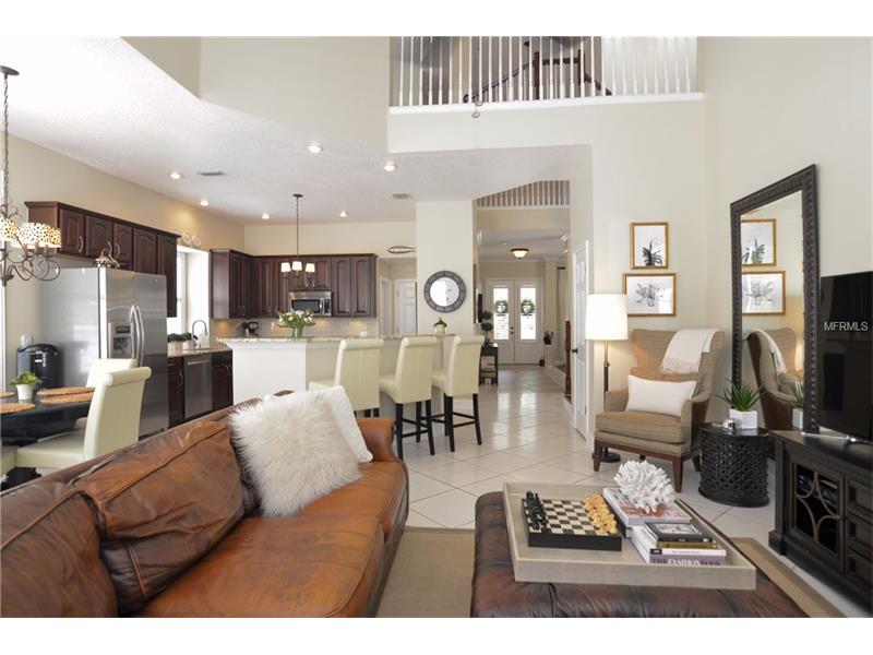 Luxury House in Bairro Nobre - CELEBRATION with additional apt included in the sale - $ 698,000

