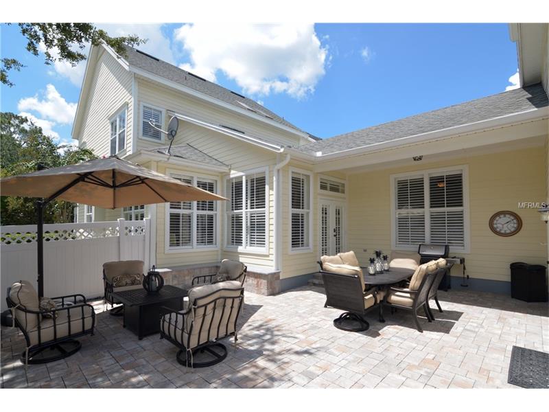 Luxury House in Bairro Nobre - CELEBRATION with additional apt included in the sale - $ 698,000


