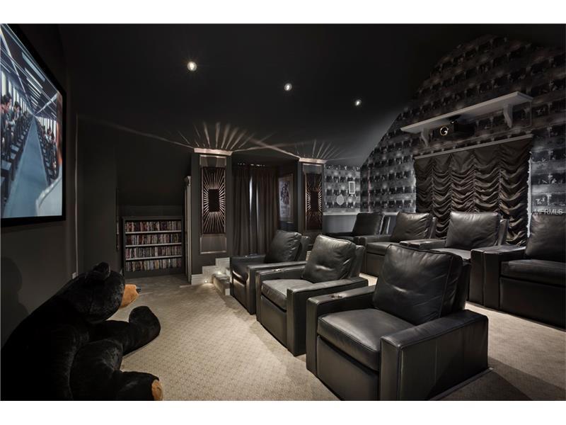 Luxury Mansion and Horse Farm at Mills Cove - $3,875,000


