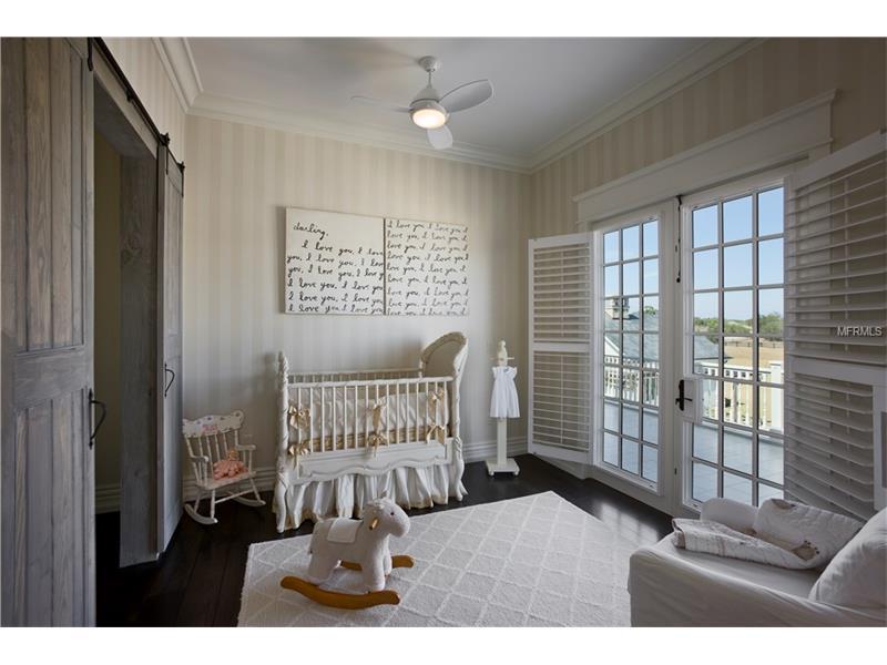 Luxury Mansion and Horse Farm at Mills Cove - $3,875,000

 
